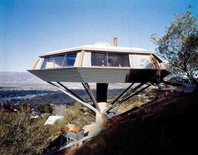 The Malin House (Chemosphere) in the Hollywood Hills.